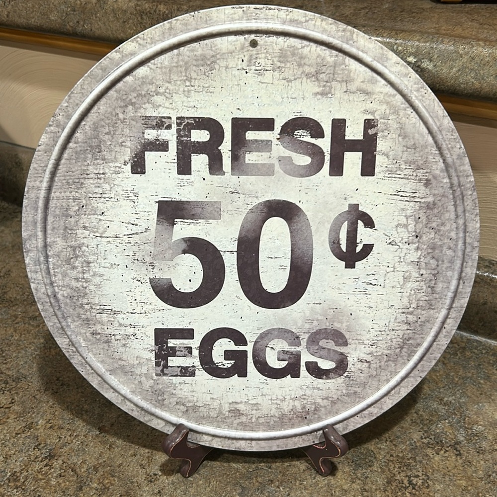 Tin sign